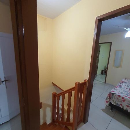 Casa Proxima A Praia Menos De 10 Minutos A Pe Кабу-Фриу Экстерьер фото